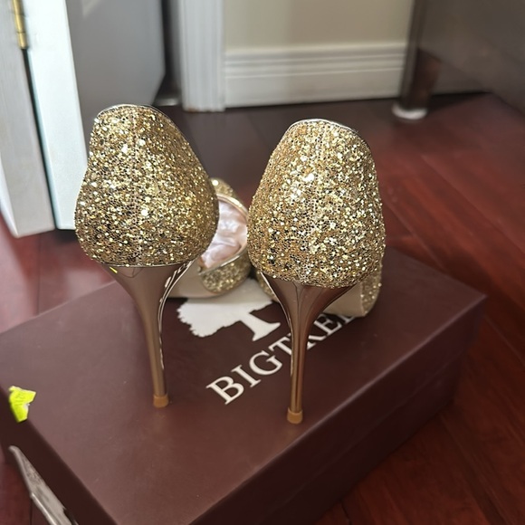 Gold sparkly heels - Picture 3 of 4